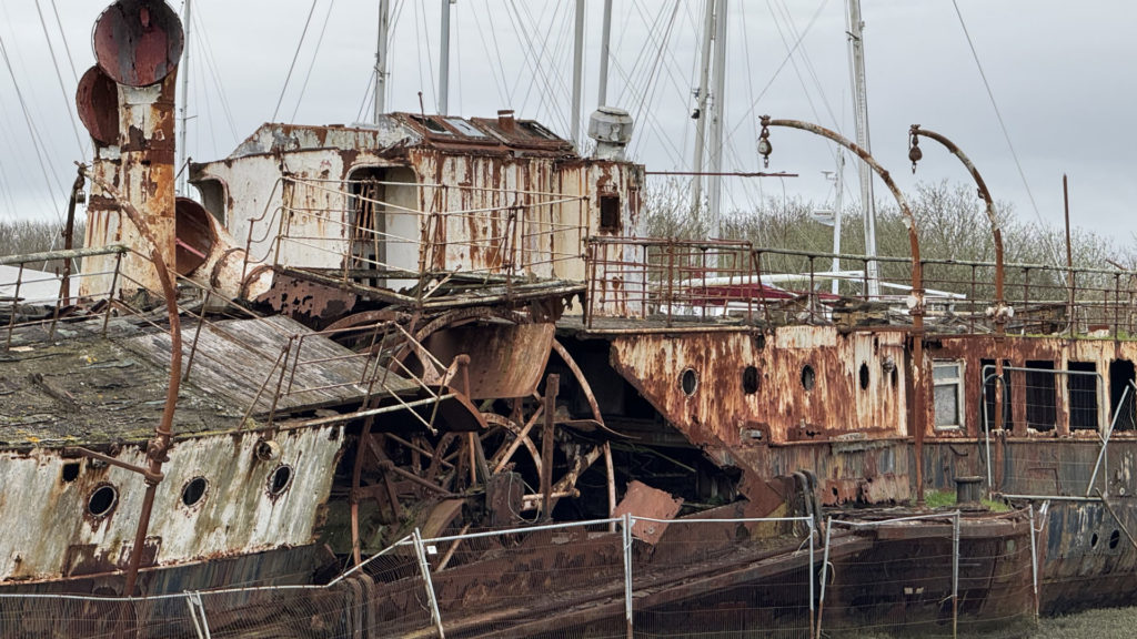 PS Ryde, a slowly rusting paddle steamer